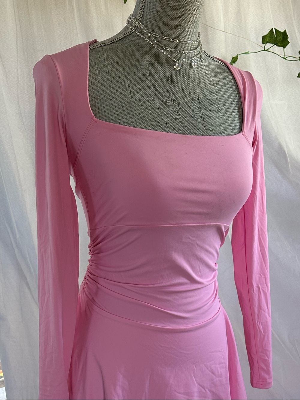 Square-Neck Long Sleeve Pink Mini Dress
